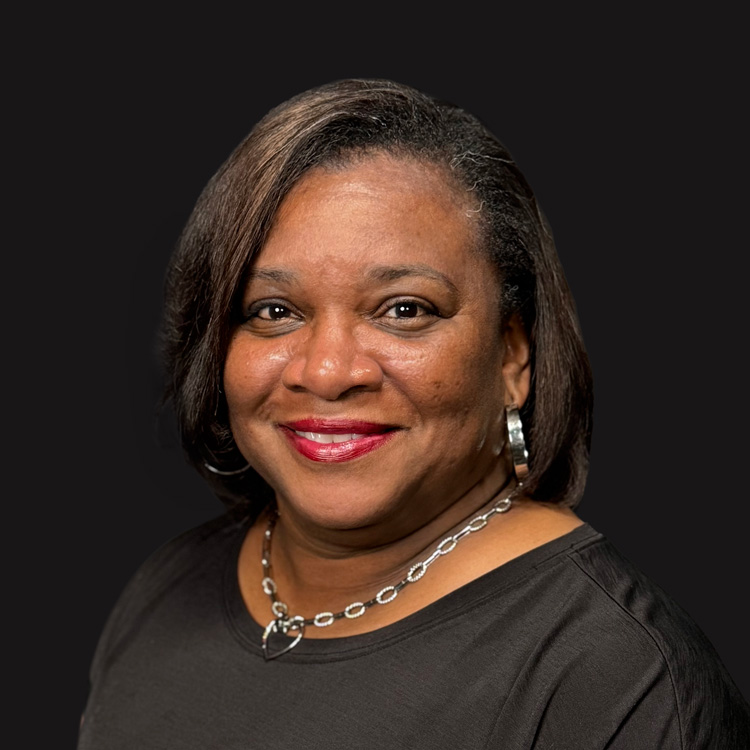 Kim Hilton Headshot